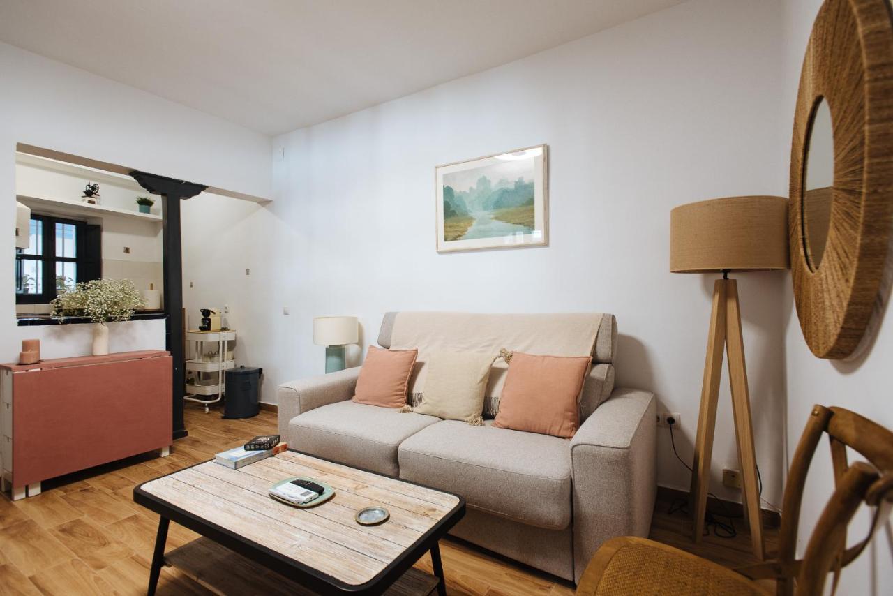 Aitana'S Retreat With Charming Garden Apartment Seville Exterior photo